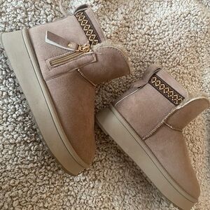 Women's Faux Ugg Platform Boots